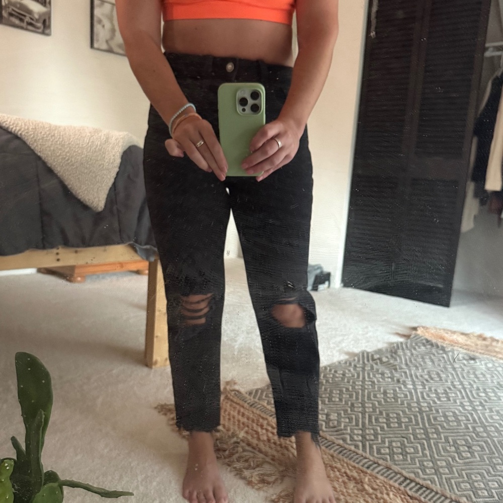 Hollister black denim cut off jeans size 3 short